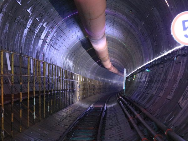 万光证券 沈阳地铁6号线下河湾至满融站区间右线隧道贯通